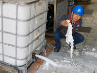 Careful tank cleaning service